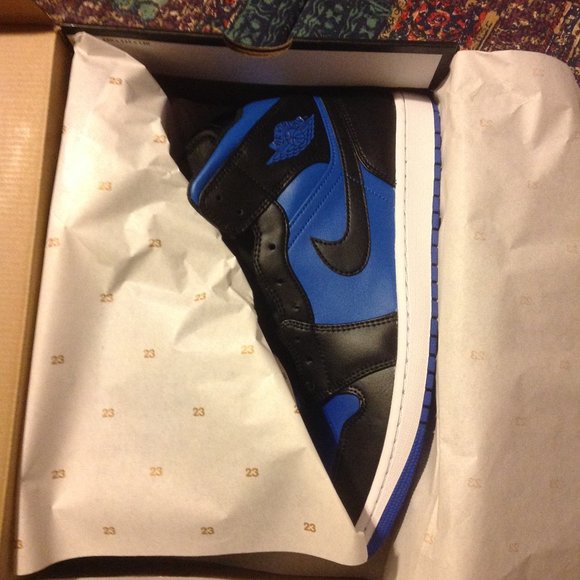 Air Jordan 1 Mid Men's Black, Blue & White Sneakers - USA Size:11.5 - New in Box - Picture 9 of 13